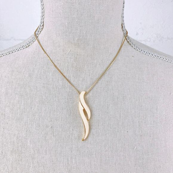 Vintage Signed Monet Necklace Modernist Cream Enamel Gold Tone 1980s - Picture 3 of 13